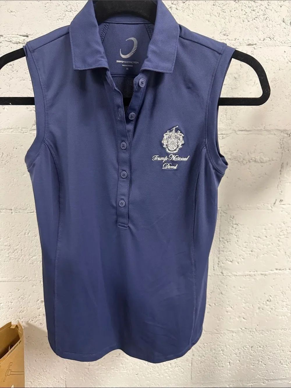 Women Sleeveless Polo - Blue TRUMP DORAL Golf Tee - LIKE NEW Size XS Collared T